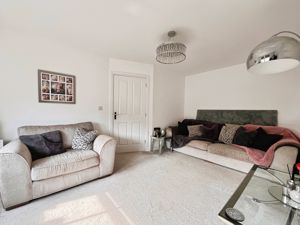 Lounge- click for photo gallery